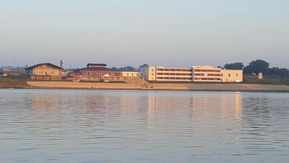 Baymont By Wyndham Bellevue Hotel Exterior photo